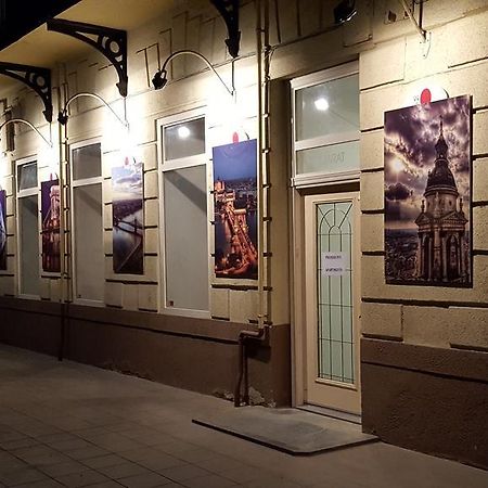 Premier Inn Apartments Budapest Luaran gambar