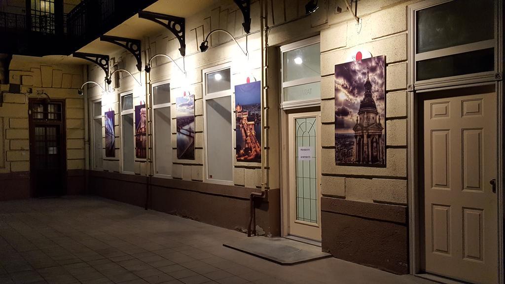 Premier Inn Apartments Budapest Luaran gambar