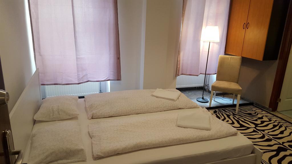 Premier Inn Apartments Budapest Luaran gambar